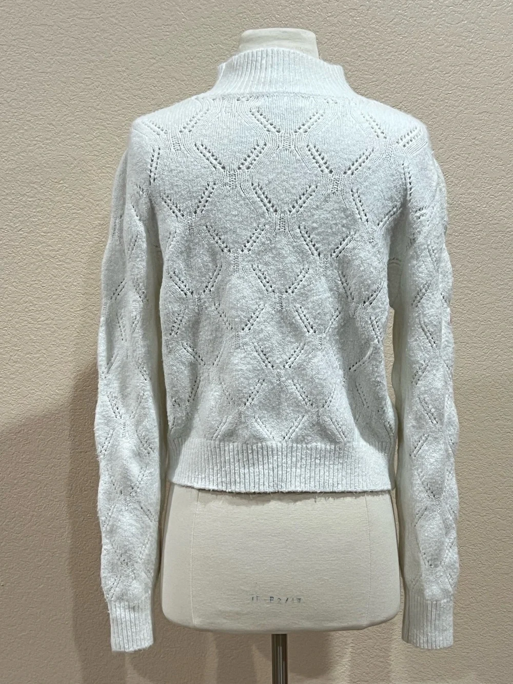 Francesca's White Floral Embroidered Pointelle Knit Mock Neck Sweater Sz Medium